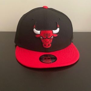 New Era Youth SnapBack with bulls logo